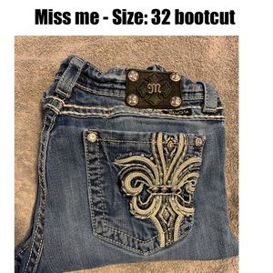 Miss Me Jeans - Size: 32 - Inseam: 34 - bootcut